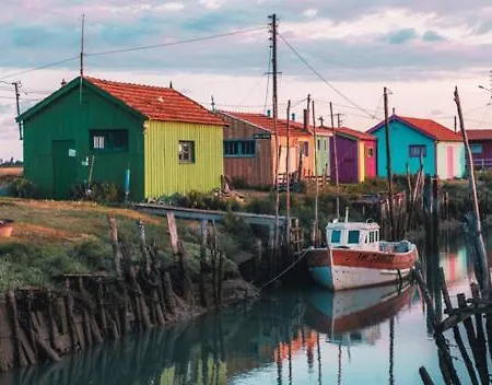 Les Amareyeurs - Ile D'oleron - Maison Classee 3 Etoiles Avec Piscine - Clim - Velos Le Château-dʼOléron