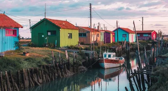 Les Amareyeurs - Ile D'oleron - Maison Classee 3 Etoiles Avec Piscine - Clim - Velos Le Château-dʼOléron